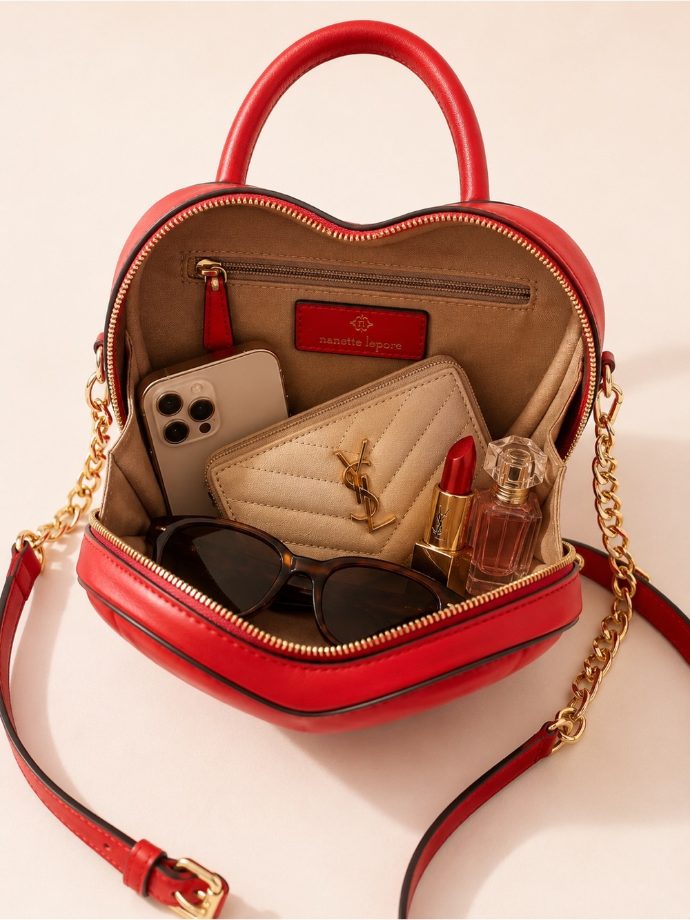 ❤️ Nanette Lepore Heart Crossbody Bag | Red Valentine’s Day Purse - Picture 5 of 12